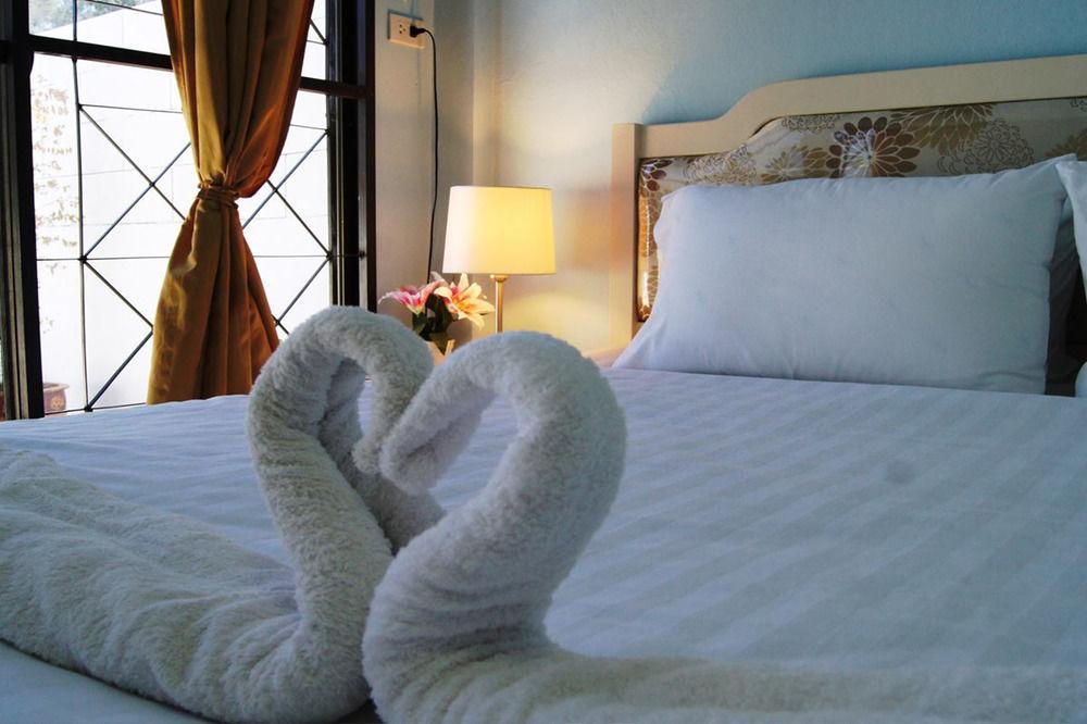 Cha-Am Seaside Hotel Ngoại thất bức ảnh